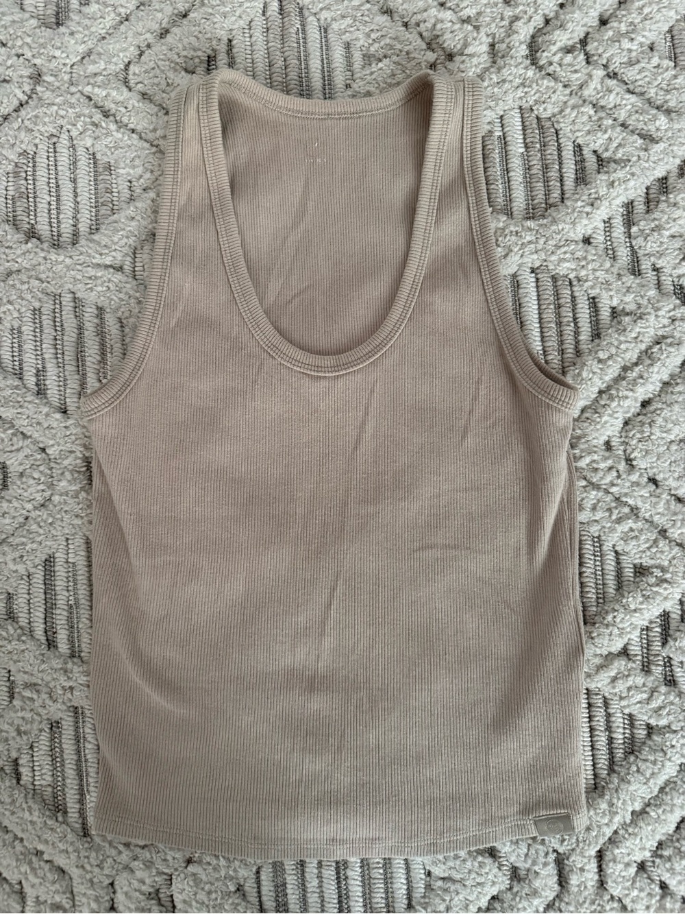 Gilly Hicks tank top